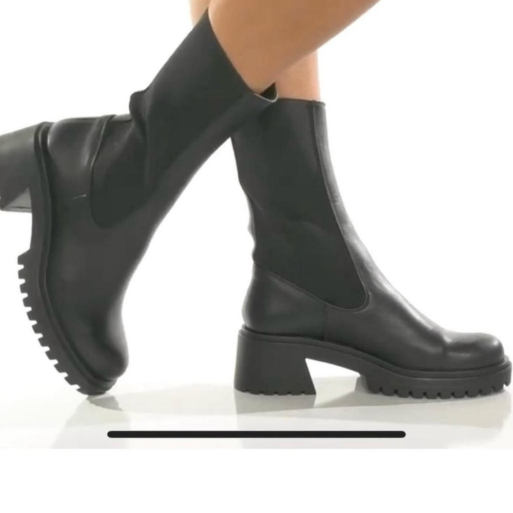 Steven Madden Chelsea  Boots